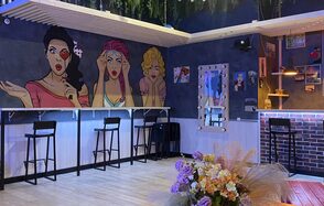 Уютный лофт в строгих тонах