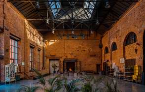 Loft Hall (Лофт Холл)