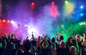 Multifunctional space with stage