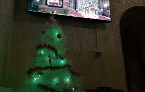 Светлый зал с играми