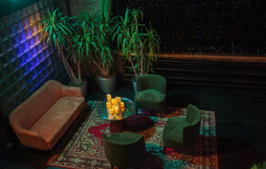 Двухэтажный лофт со студией звукозаписи