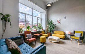 Светлый и тёплый лофт