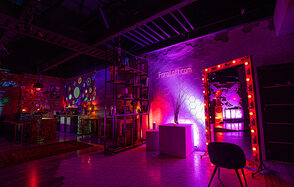 Стильный лофт с клубным звуком