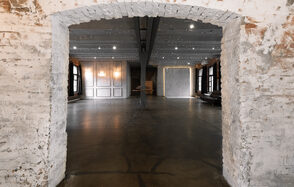 SoldOut Lофт. Лофт-пространство с панорамными окнами