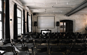 SoldOut Lофт. Лофт-пространство с панорамными окнами