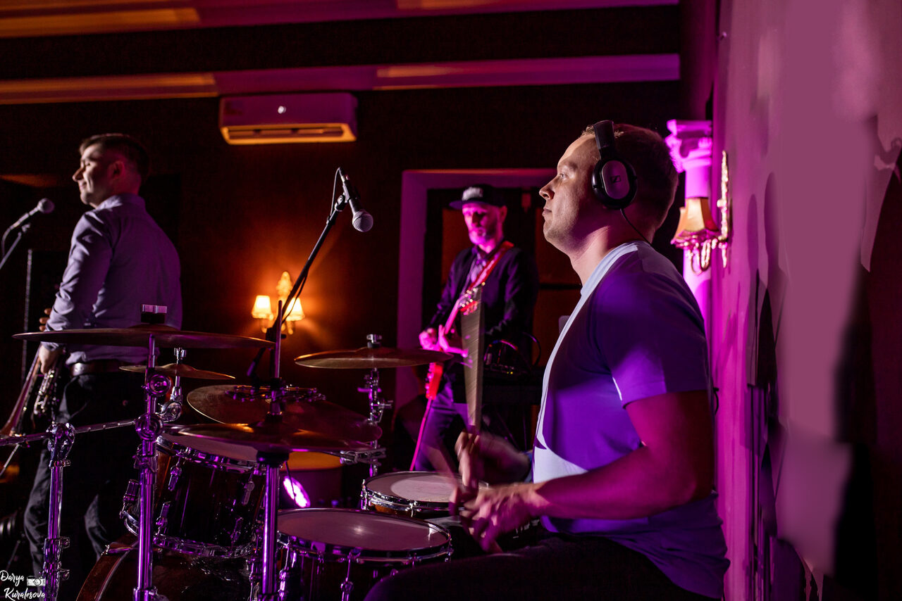 Арендовать Freedom (Свобода). Концертный зал "Music hall"